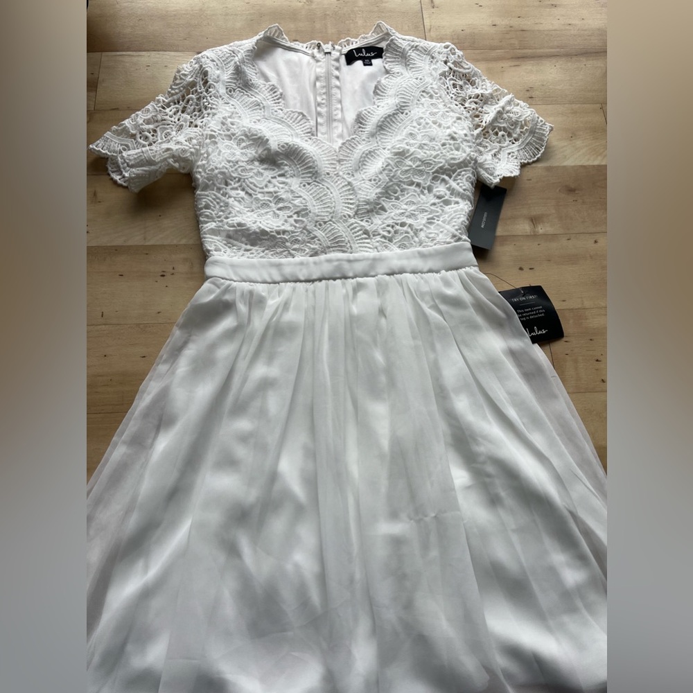 BRAND NEW lulus dress